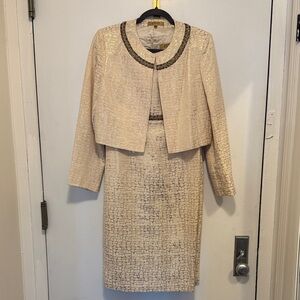 Kasper Shimmering Cream Skirt Set